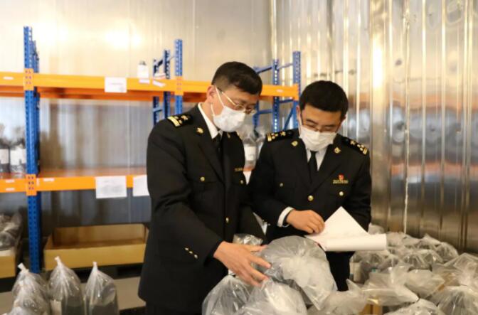 <a href='http://m.ibnepws.cn' title='危險品運輸' >危險品運輸</a>